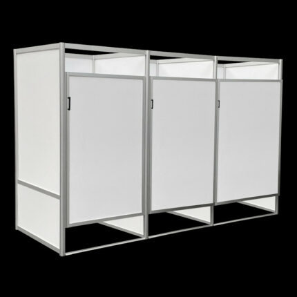 Kleedkamers 3 op rij wit HxBxD 200x300x100cm CBX, onderbouw, aluminium frame, gemelamineerd spaanplaat, afsluitbare deuren, voor winkels en evenementen.